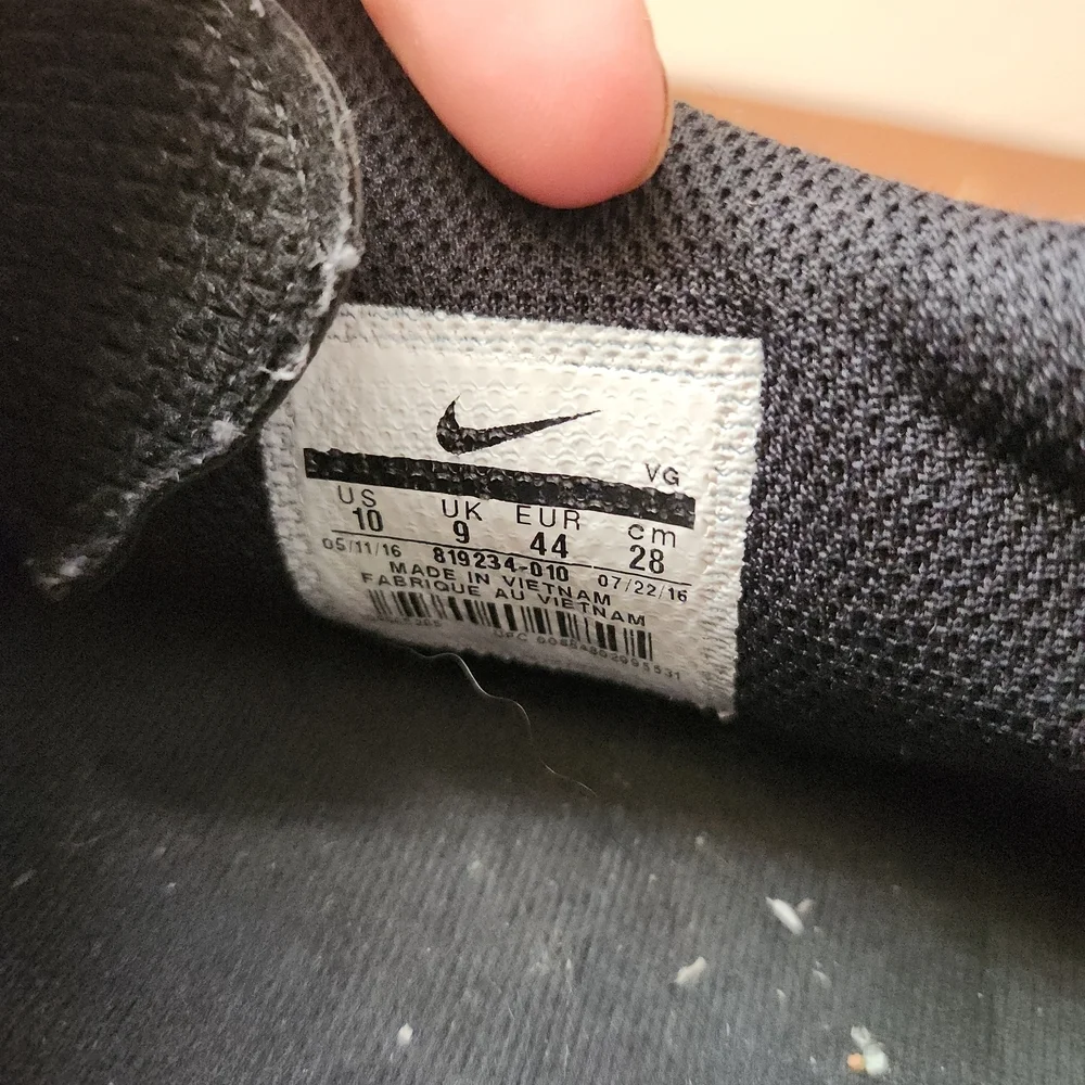 Nike Tiempox Black Tan Kids Indoor Soccer Shoes Sneakers 10